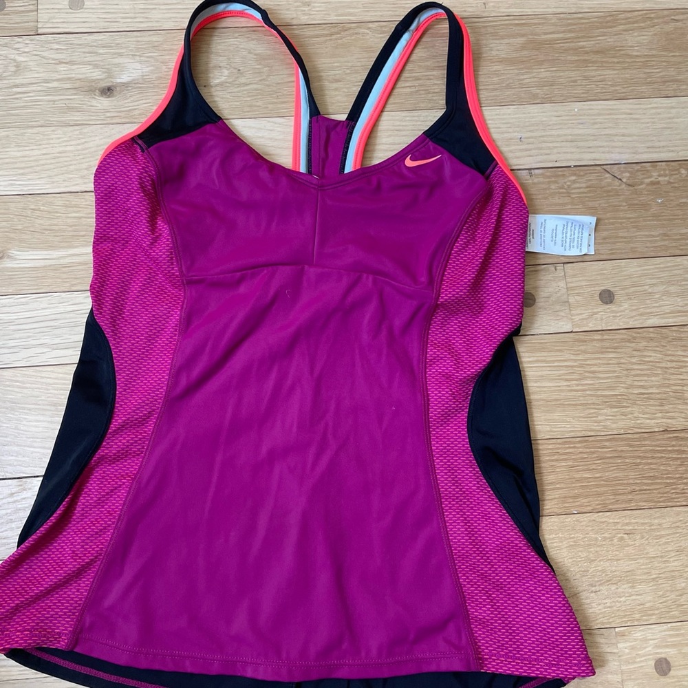 Nike fitness top/ swim top size M